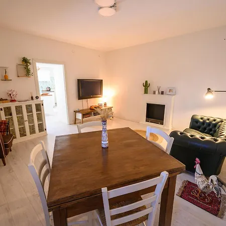 Casa Fulvia, Toscana Apartment Castroncello